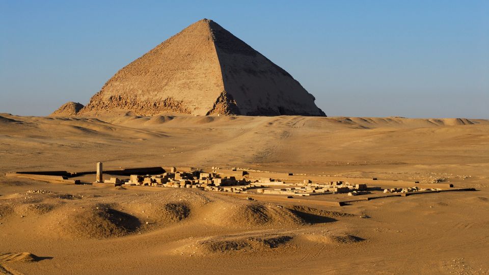 All inclusive Giza Pyramids , Sakkara , Memphis and Dahshur in one day tour