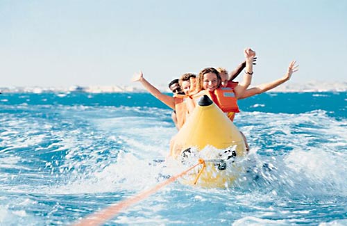 Sharm El Sheikh water sports excursion package Glass boat – parasailing – banana boat